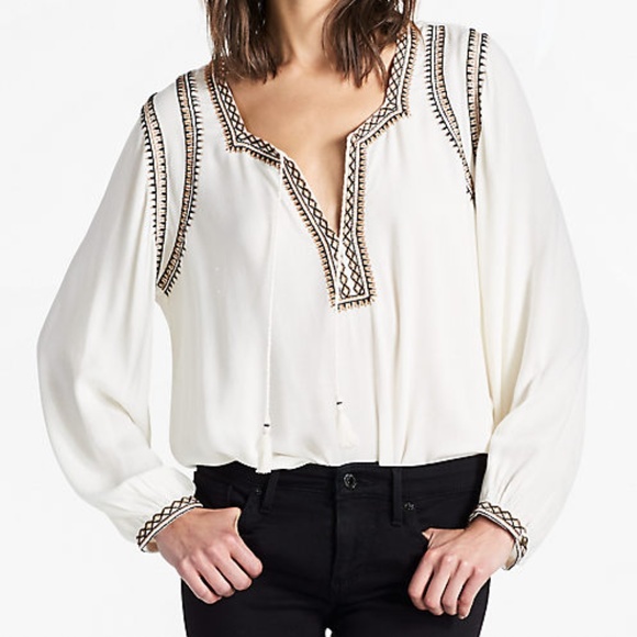 Lucky Brand Tops - Lucky Brand Embroidered Peasant top - Large